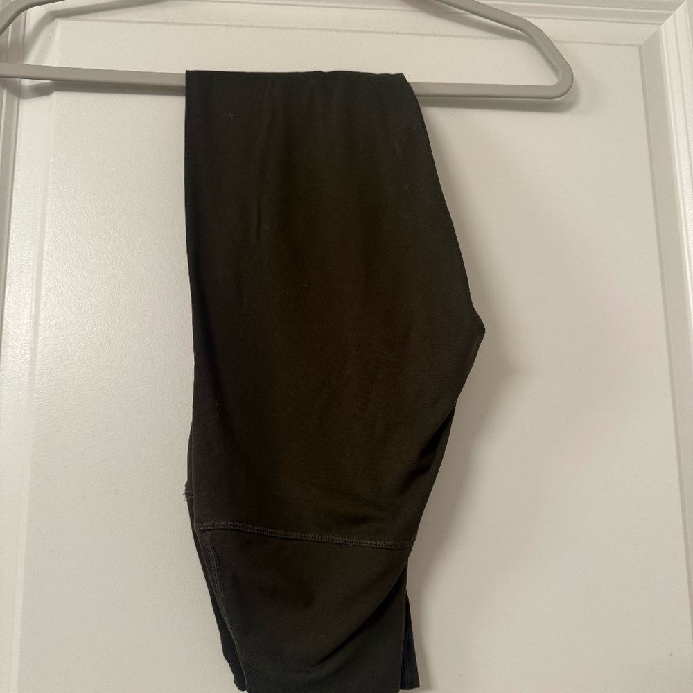 SET Active Sportbody Leggings After Hours Size S NWOT